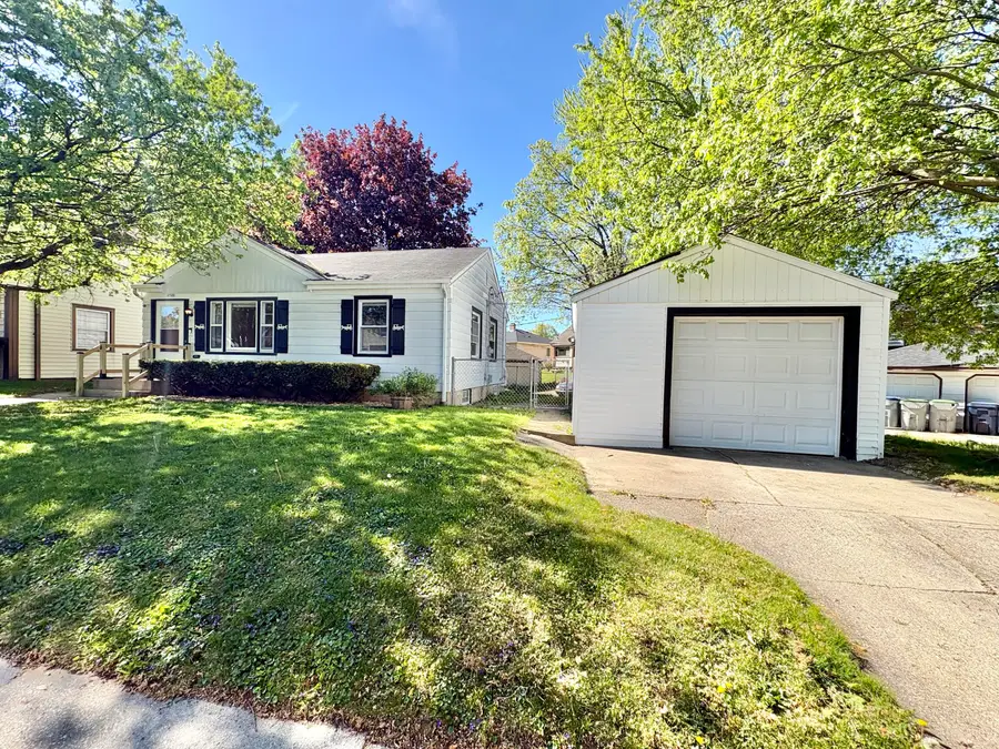 6709 W Chambers St, Milwaukee, WI 53210 - #2