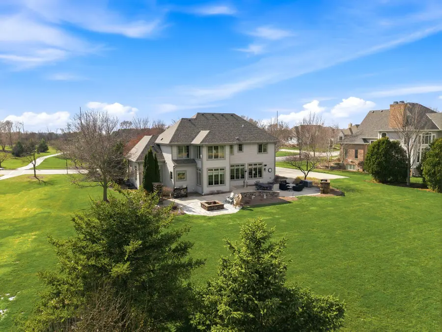 1267 Mary Hill Cir, Hartland, WI 53029 - #3