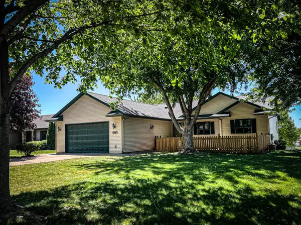 4230 Cliffside Dr, La Crosse, WI 54601