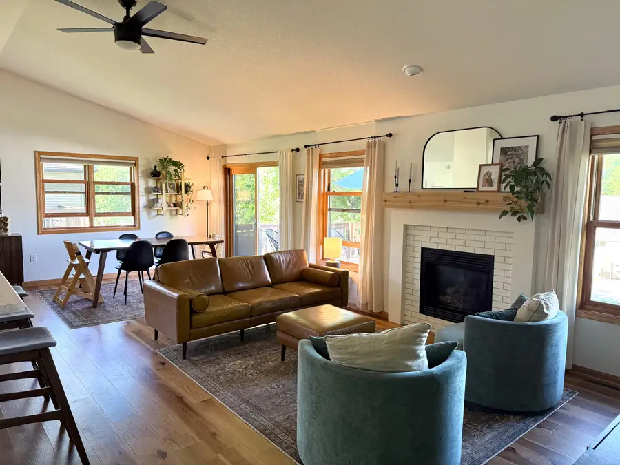 4230 Cliffside Dr, La Crosse, WI 54601 - #2