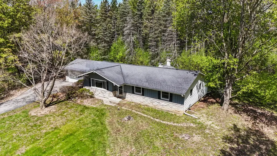 N9W31078 Concord Ct, Delafield, WI 53018 - #3
