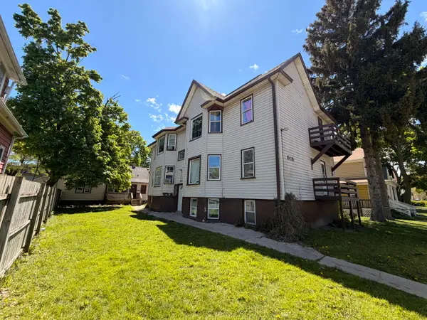 1533 Winslow St, Racine, WI 53404