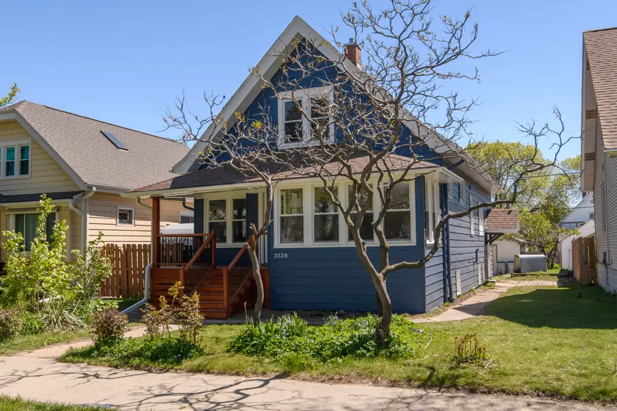 3328 S 9th St, Milwaukee, WI 53215 - #3