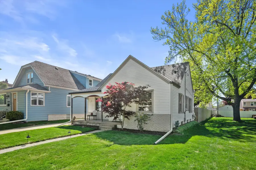 4359 S Quincy Ave, Milwaukee, WI 53207 - #2