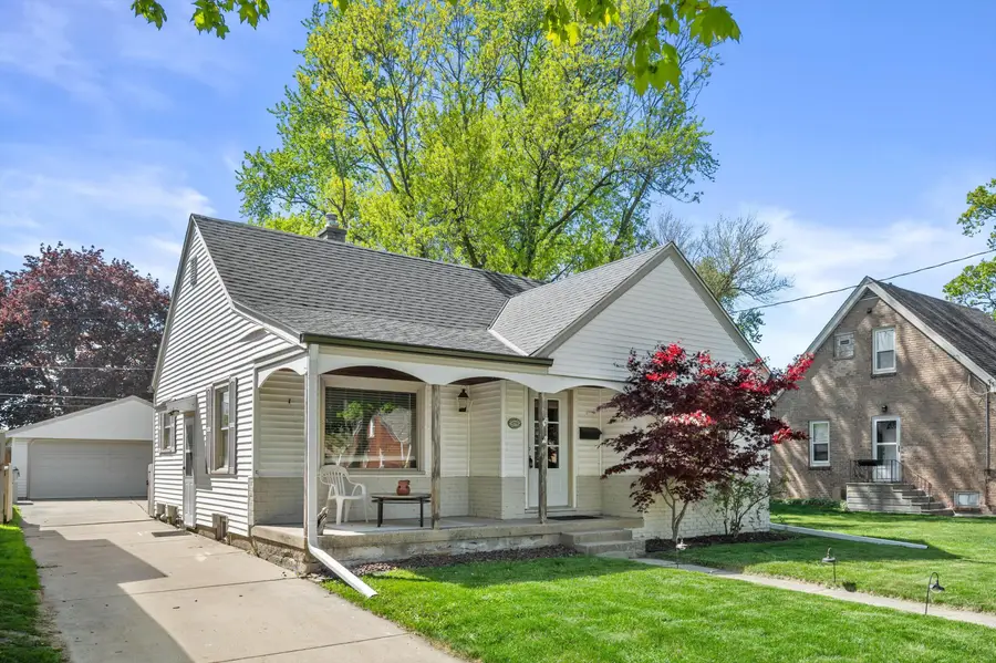 4359 S Quincy Ave, Milwaukee, WI 53207 - #3