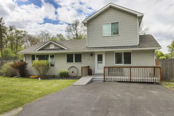 606 Gatewood Dr, Twin Lakes, WI 53181