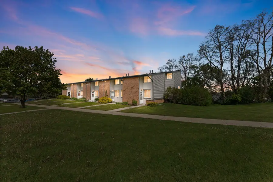1430 Big Bend Rd, Waukesha, WI 53189 - #3