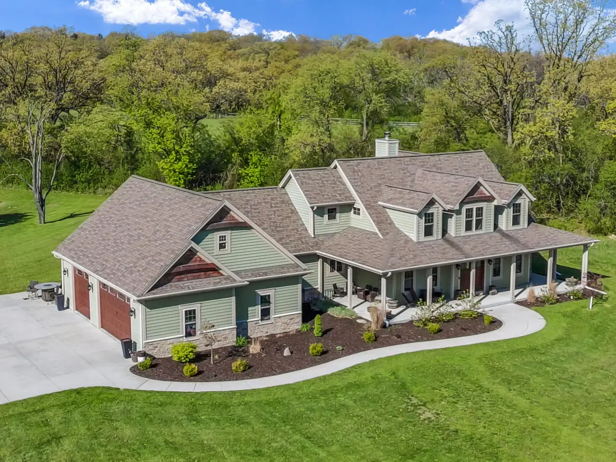 W359S4157 Bowe Ct, Ottawa, WI 53118 - #1
