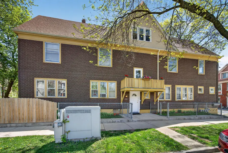 2802 N Weil St, Milwaukee, WI 53212 - #2
