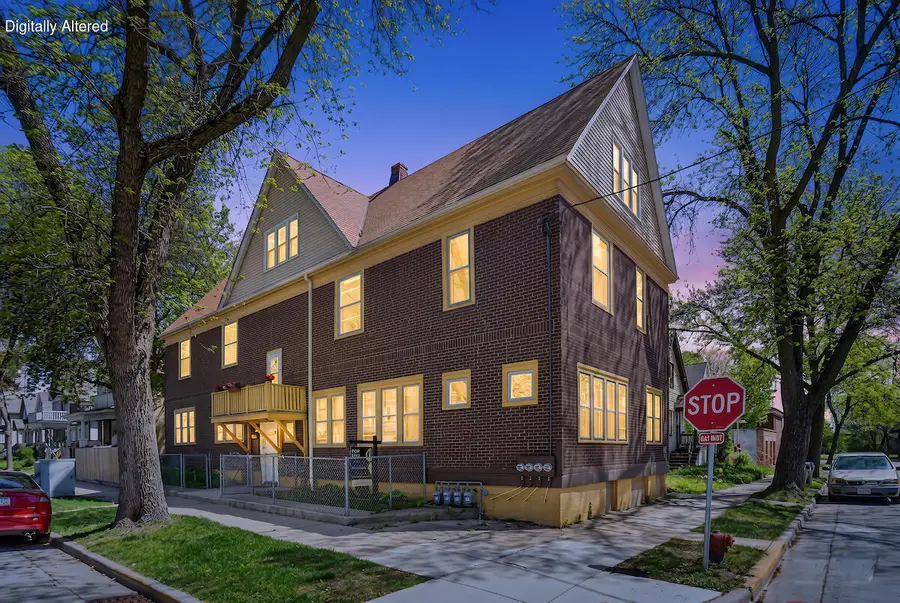 2802 N Weil St, Milwaukee, WI 53212 - #3