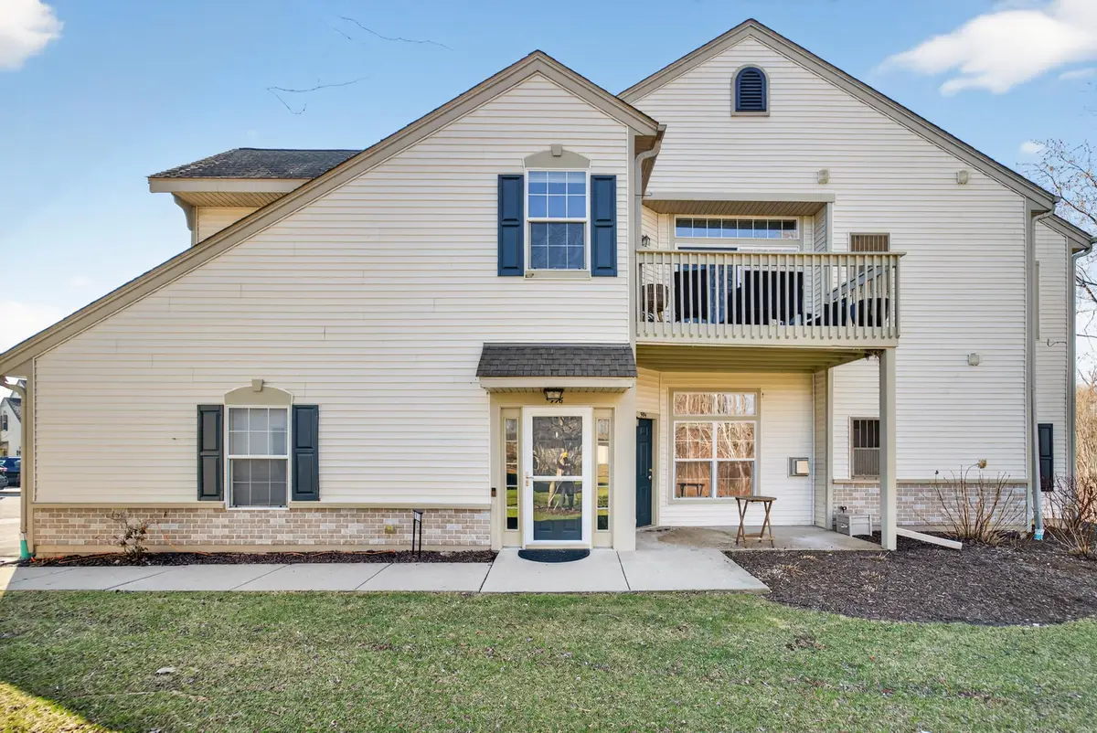 996 Bedford Ct, Mount Pleasant, WI 53406 - #1