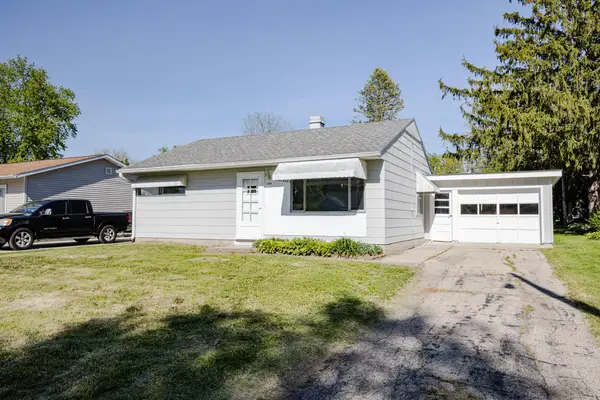 1409 S 10th St, Watertown, WI 53094