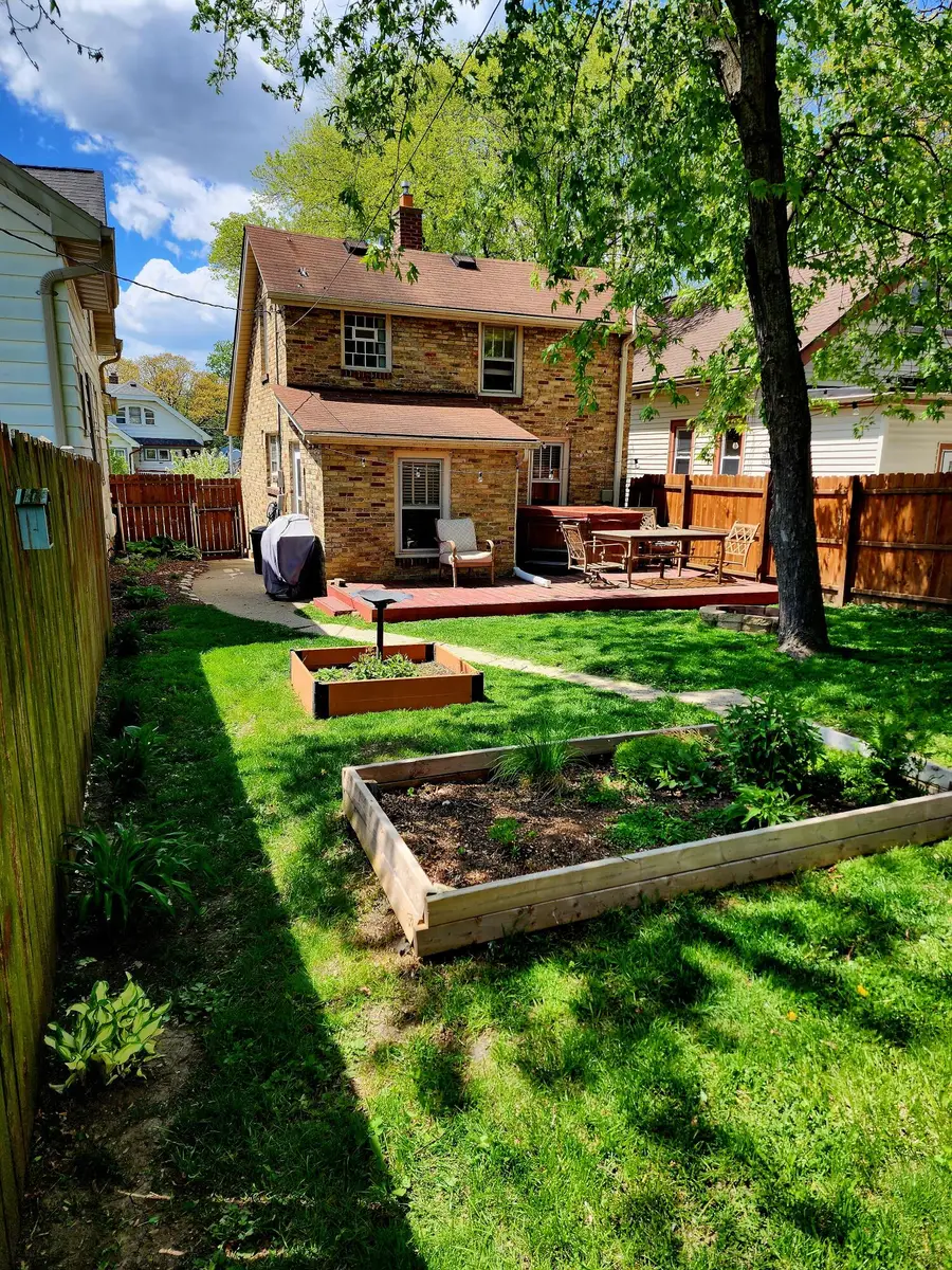 2126 S 77th St, West Allis, WI 53219 - #3