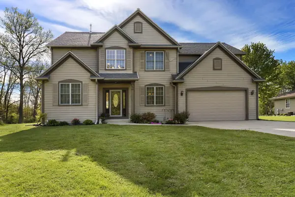 9485 S 96th St, Franklin, WI 53132