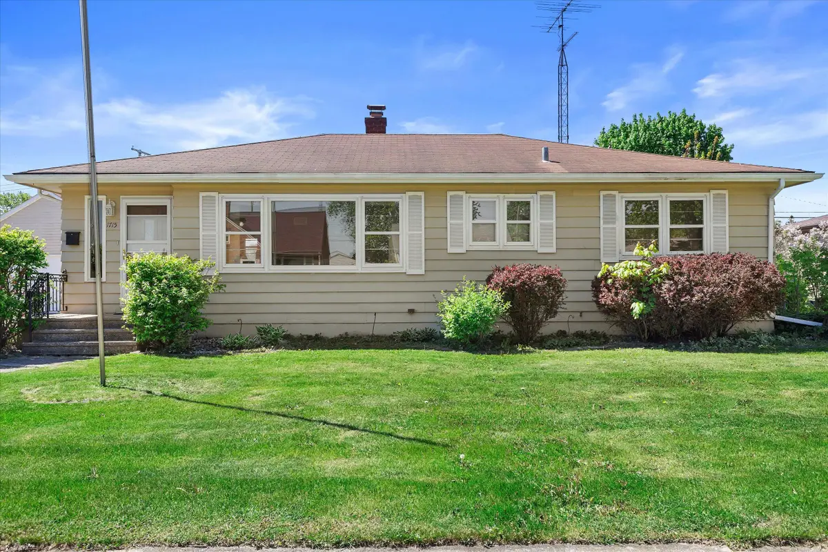 1715 26th St, Kenosha, WI 53140 - #1