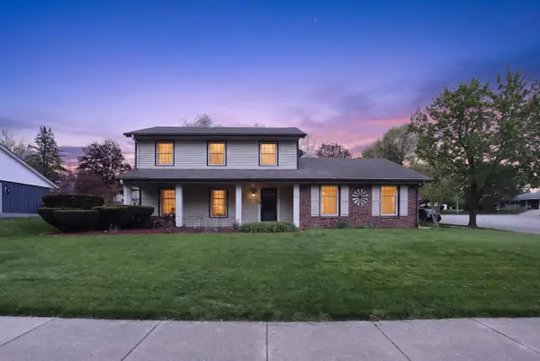 517 Cambridge Ave, Waukesha, WI 53188