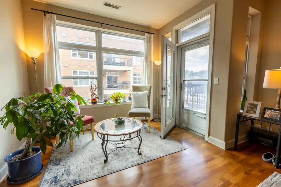 1925 N Water St, Milwaukee, WI 53204 - #3