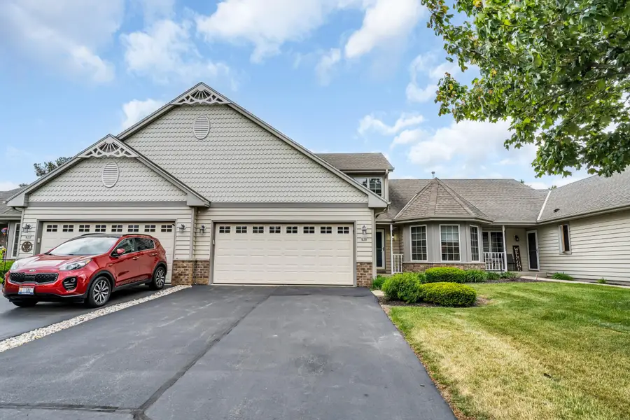 613 Annecy Park Cir, Waterford, WI 53185 - #2