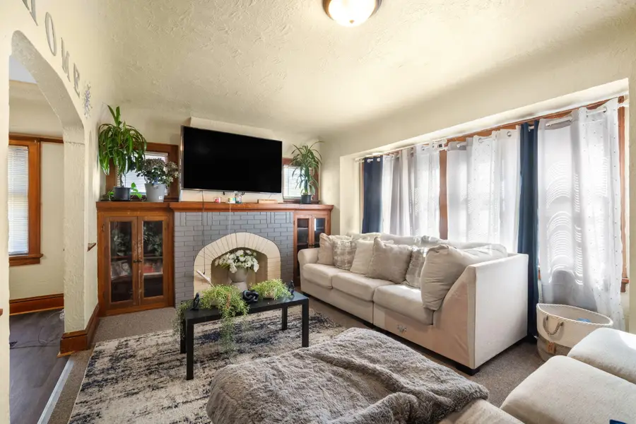 2806 N 54th St, Milwaukee, WI 53210 - #2