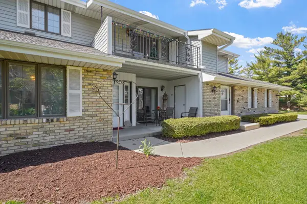 1419 Sun Valley Dr, Mount Pleasant, WI 53406