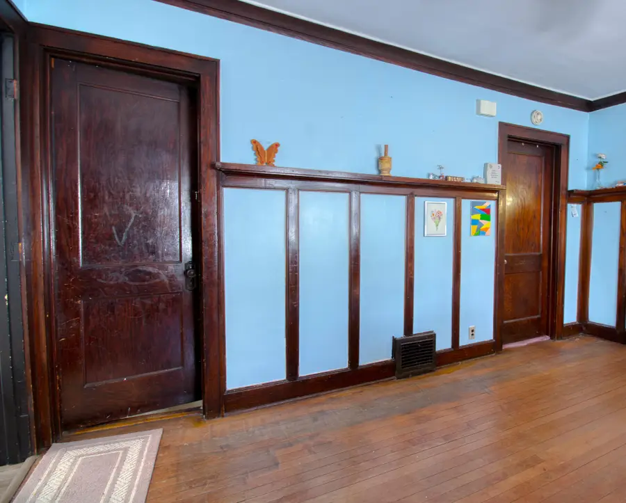 2729 S 14th St, Milwaukee, WI 53215 - #3