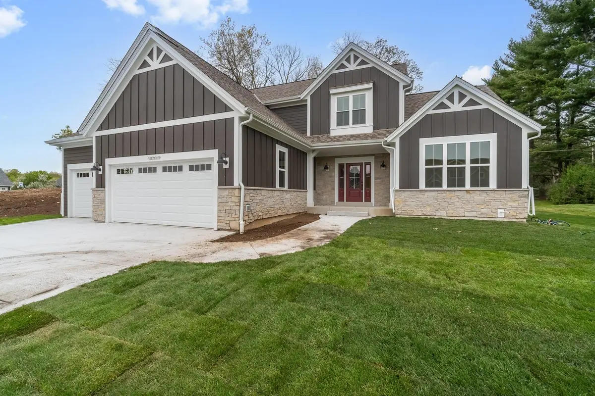 W221N3075 Greenwood Rd, Pewaukee, WI 53186 - #1