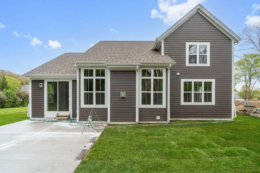 W221N3075 Greenwood Rd, Pewaukee, WI 53186 - #3