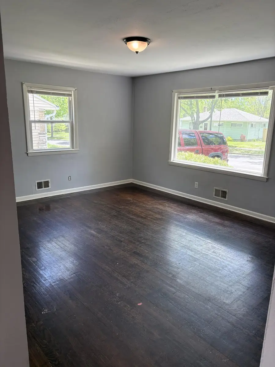 8134 W Herbert Ave, Milwaukee, WI 53218 - #2