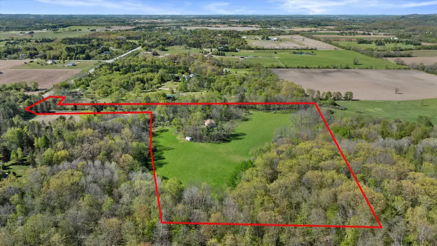 1204 State Hwy 83 S, Erin, WI 53027 - #2