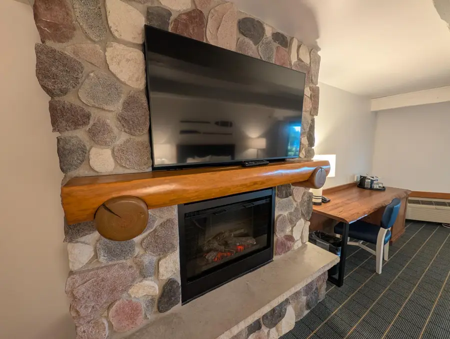 2400 E Geneva St, Delavan, WI 53115 - #3