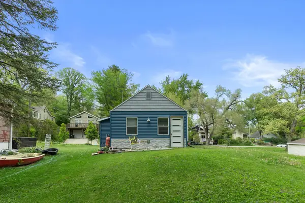 323 Oak Ridge Dr, Twin Lakes, WI 53181