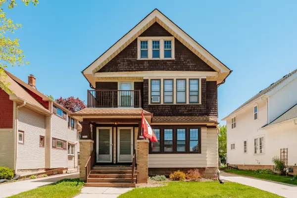 2514 N 67th St, Wauwatosa, WI 53213