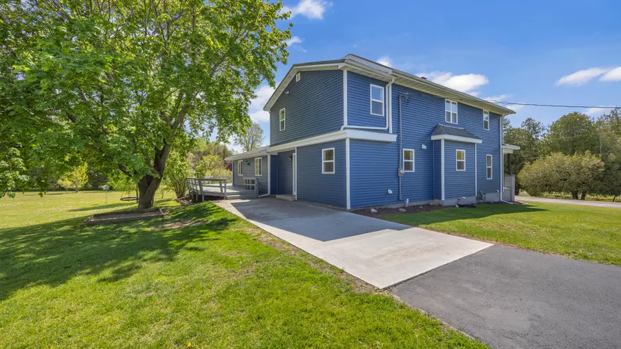 11607 Schad Rd, Schleswig, WI 53042 - #2