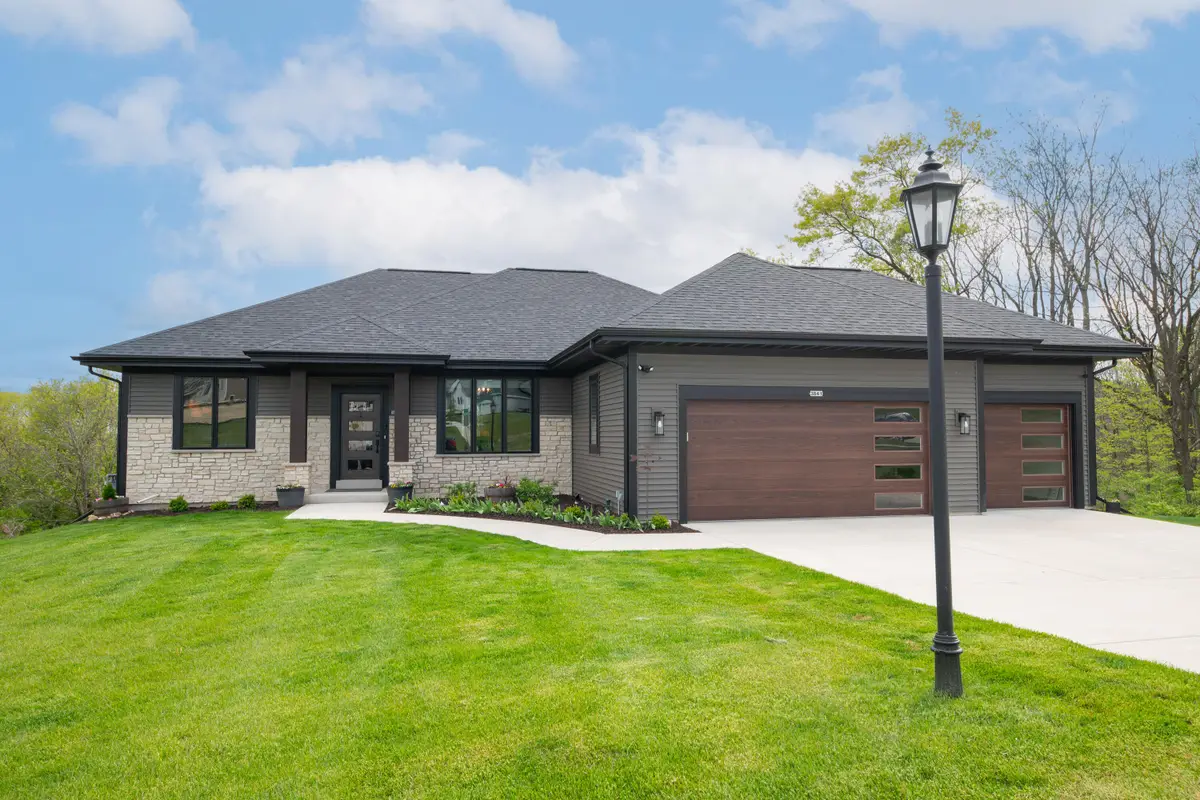 3841 Madison St, Waukesha, WI 53188 - #1