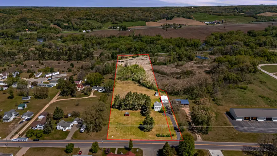 910 E Broadway St, Blair, WI 54616 - #3