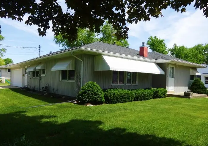 616 Rohda Dr, Waterford, WI 53185 - #2