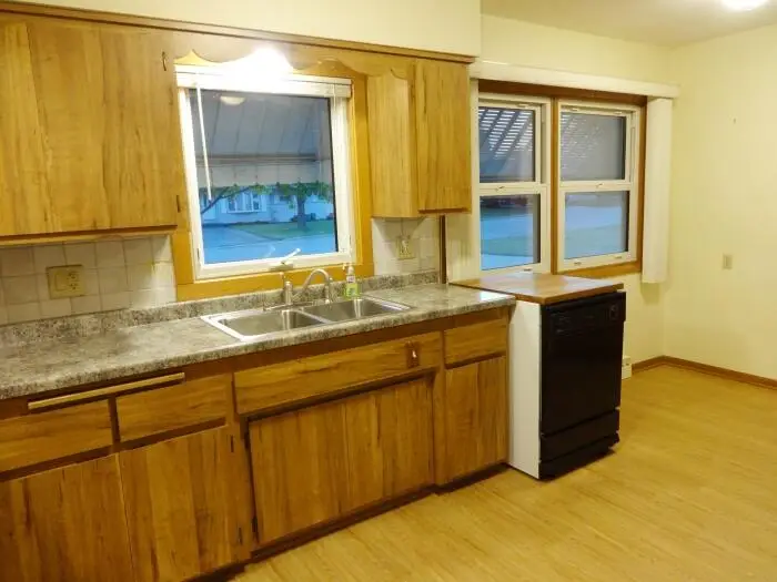 616 Rohda Dr, Waterford, WI 53185 - #3