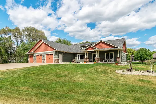 N7082 Birch St, Holland, WI 54636