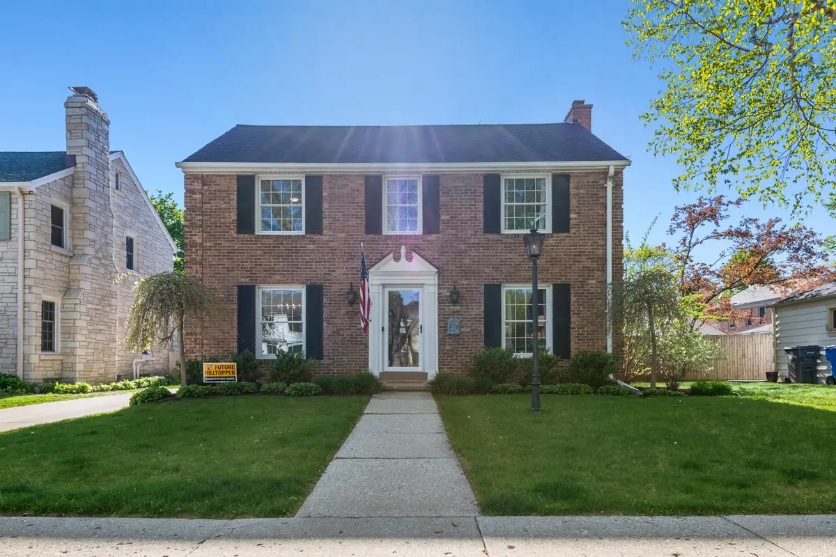 4635 N Wildwood Ave, Whitefish Bay, WI 53211 - #1