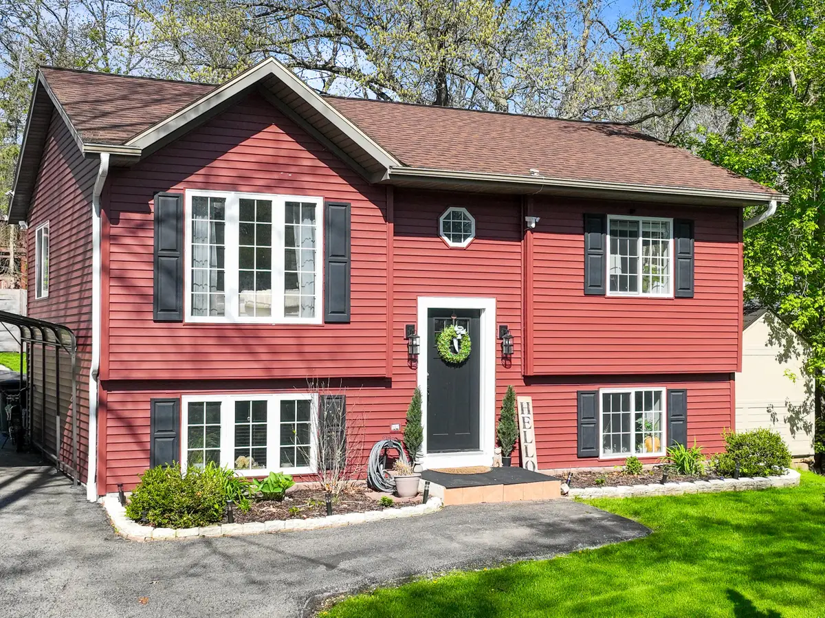 n3311 Queen Rd, Como, WI 53147 - #1