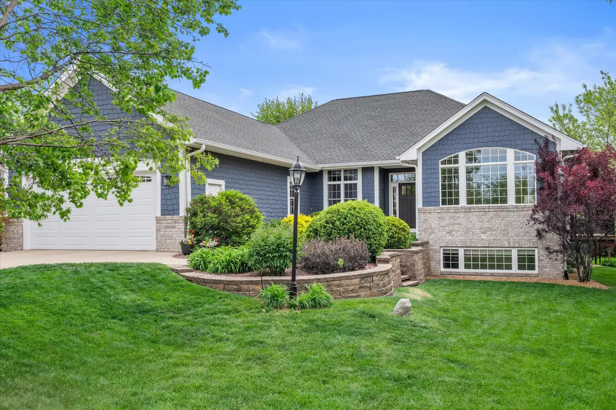 8225 Virginia Cir, Wind Lake, WI 53185 - #1