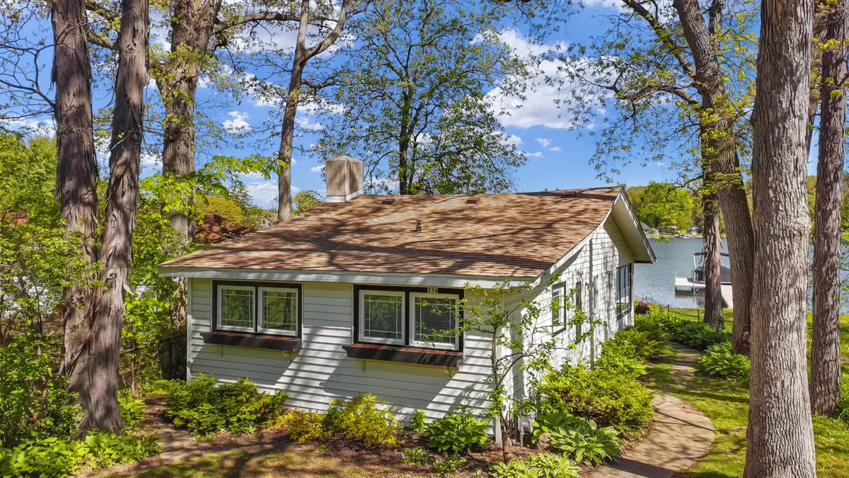 354 Indian Point Rd, Twin Lakes, WI 53181 - #1