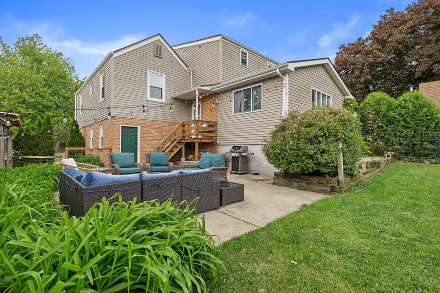 613 Parish St, Delavan, WI 53115 - #3