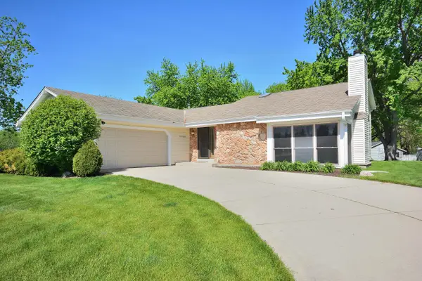 N97W16844 Chippewa Dr, Germantown, WI 53022