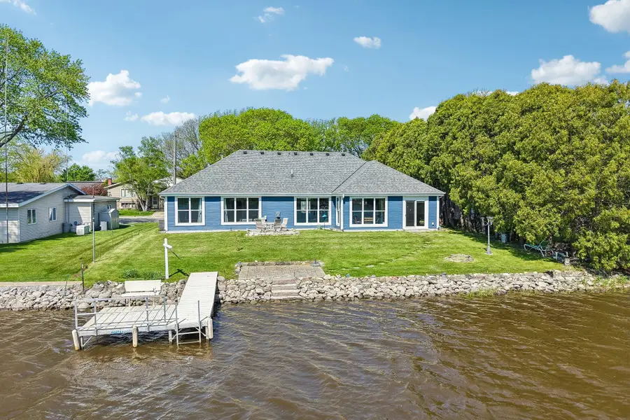 759 Kathryn Ct, Watertown, WI 53098 - #2