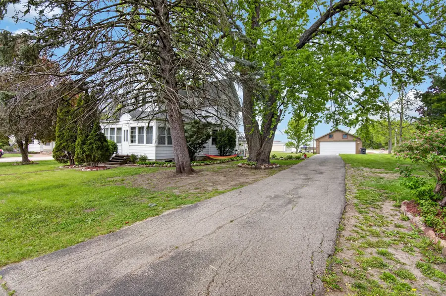 224 Howard St, Walworth, WI 53184 - #3