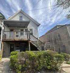 1016 E Land Pl, Milwaukee, WI 53202 - #1