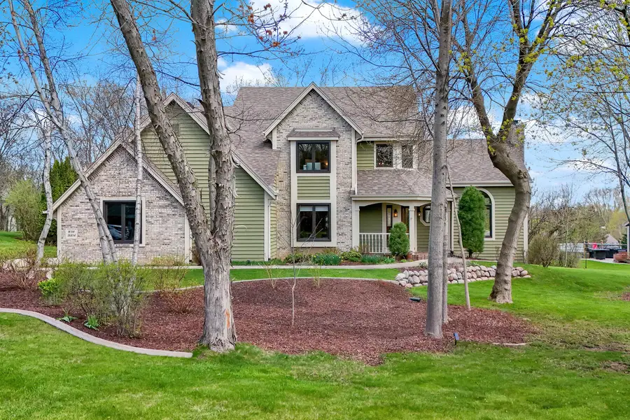 W191S6834 Bluegrass Dr, Muskego, WI 53150 - #2