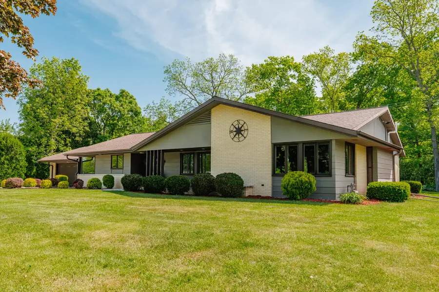 W124S6438 Hawthorne Rd, Muskego, WI 53150 - #2