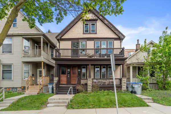 2116 N Oakland Ave, Milwaukee, WI 53202